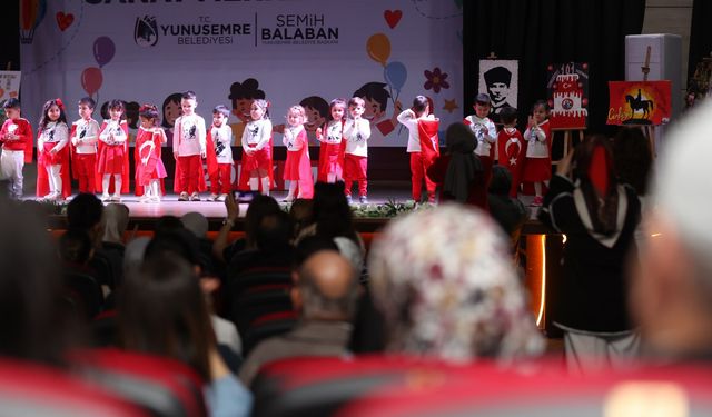 Yunusemreli miniklerden cumhuriyet coşkusu