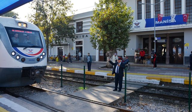 Manisa’ya hızlı tren geliyor Bakan son durumu açıkladı