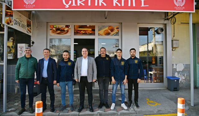 Akhisar’da Çırak Kafe hizmete açıldı