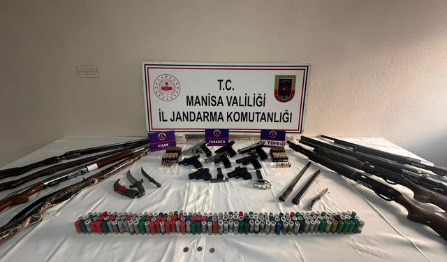 Manisa Emniyetinden 1 haftalık operasyon! Sayısız esrar ve tabanca bulundu