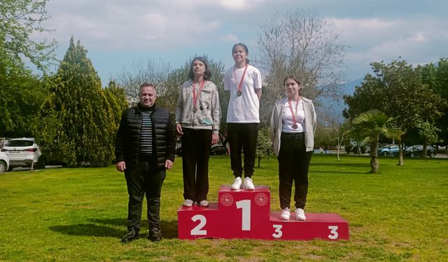Manisa'da Okul Sporları Okçuluk Müsabakaları Sona Erdi