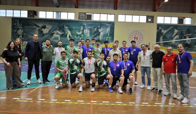 YURTLİG Erkekler Ege Bölge Voleybol Şampiyonası Manisa’da Tamamlandı