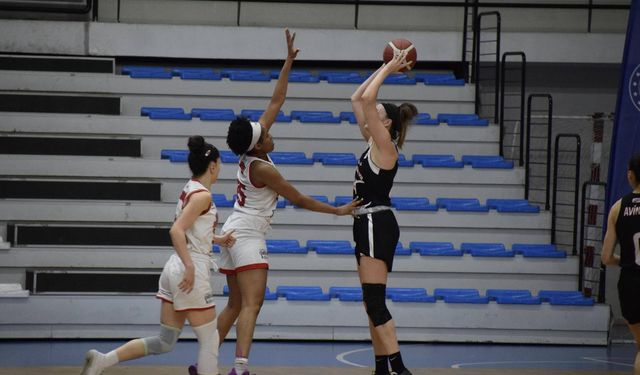 Turgutlu Belediyespor Kadın Basketbol Takımı’ndan bir galibiyet daha