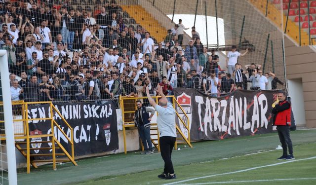 Manisaspor, Çıkrıkçıspor’u 3-1 mağlup etti
