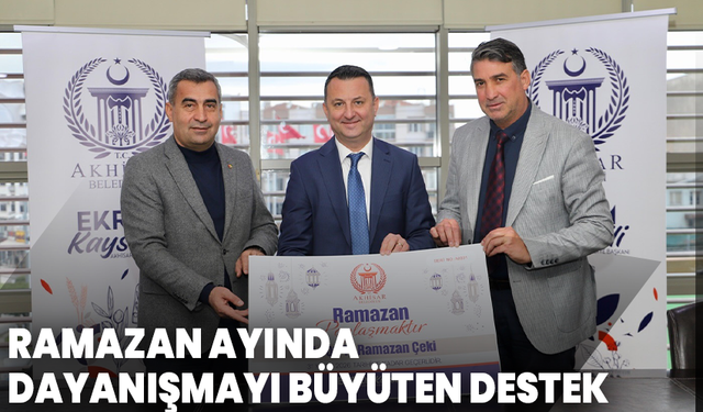 Akhisar Belediyesi’nden Ramazan ayında dayanışmayı büyüten destek