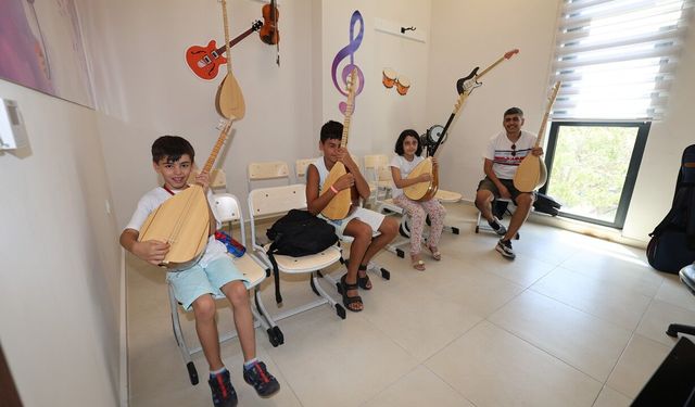 Şehzadeler Belediyesi’nde Yeni Dönem Müzik Kurslarıyla Sanat Yolculuğu Başlıyor
