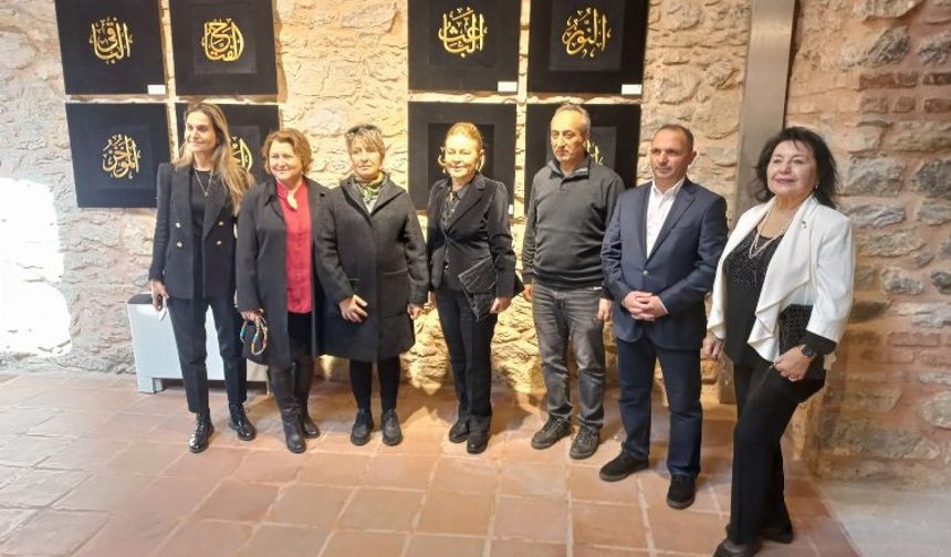 Esmaü’l Hüsna sergisi görücüye çıktı
