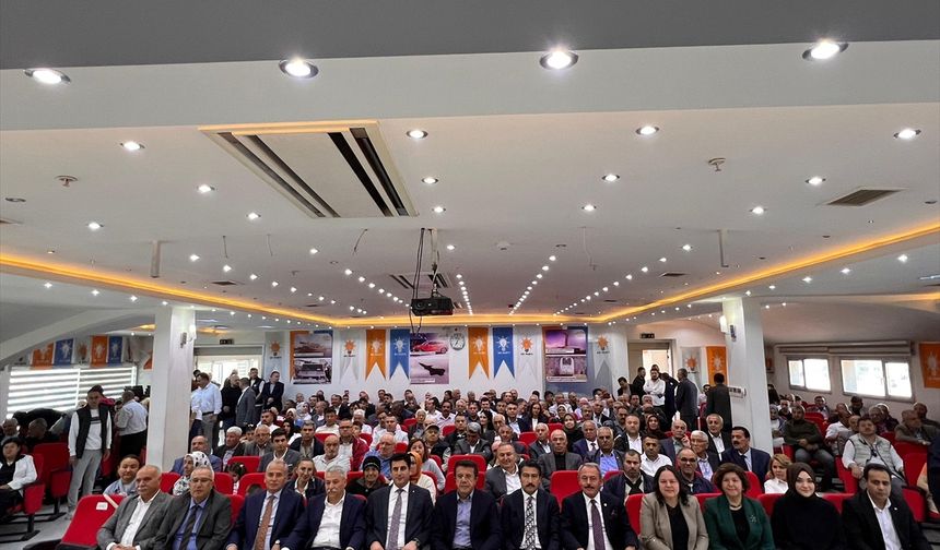 AK Parti Denizli İl Başkanlığı bayramlaşma programı düzenledi