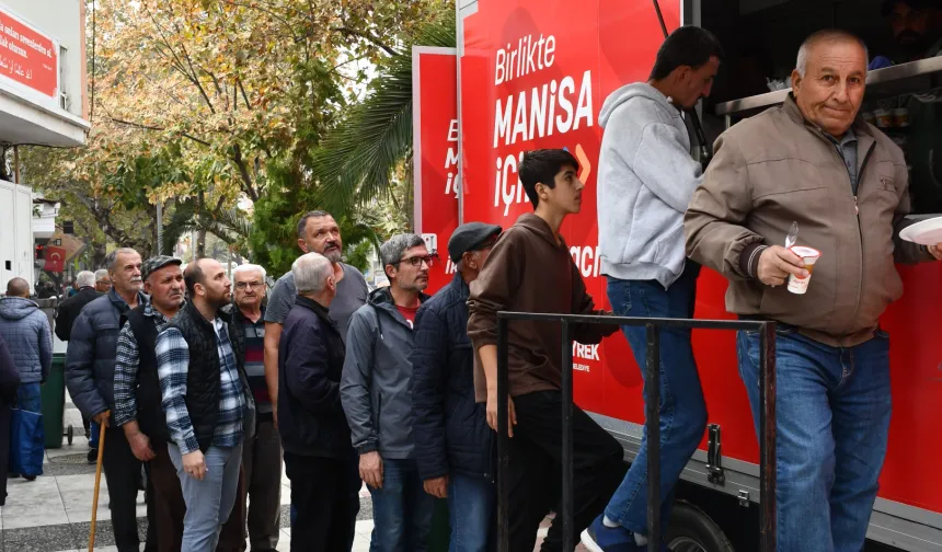 Manisa'da Kıbrıs Gazisi Ruayöz için pilav hayrı