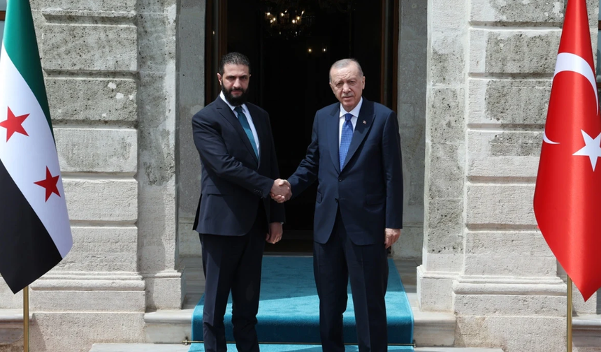 Cumhurbaşkanı Erdoğan, Suriye Cumhurbaşkanı Ahmed Şara ile Dolmabahçe'de görüştü