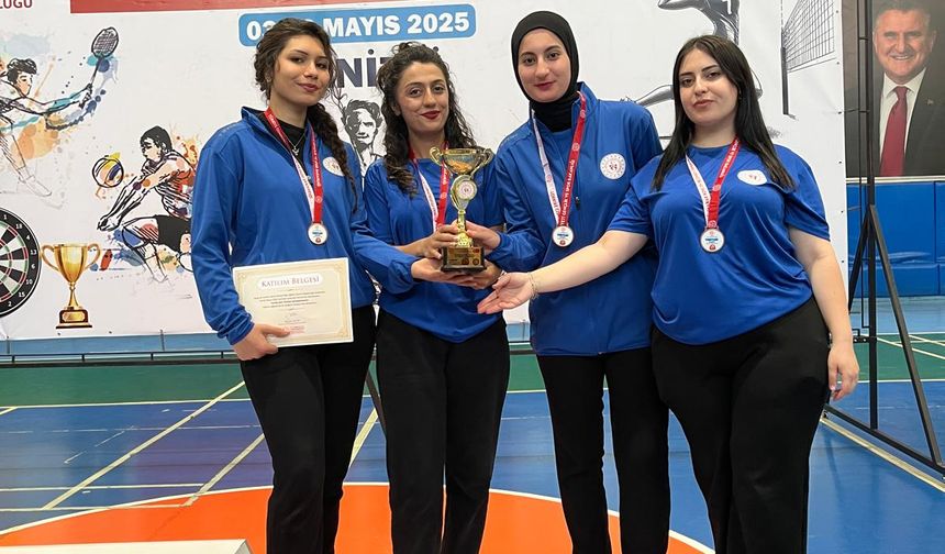 Manisa Yurt Lig Dart Takımı Türkiye Üçüncüsü Oldu