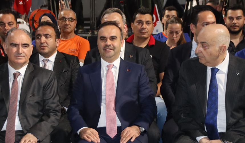 Bakan Kacır Manisa’da