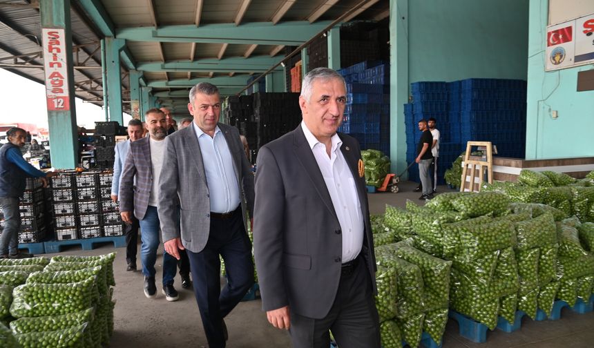 Turgutlu’da Hal Sezonu Dualarla Açıldı