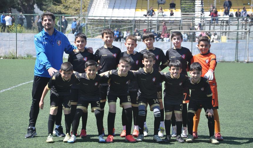 Yıldızspor 45 FK U10 Takımı Sardes Cup’ta devlerle yarışacak