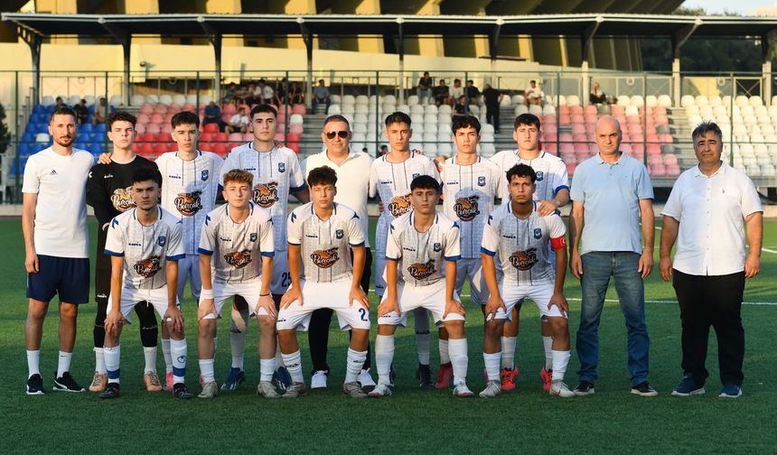 Yunusemre’nin U17’leri Manisa’ya gurur yaşattı: Şampiyon olarak 2. kademeye yükseldiler