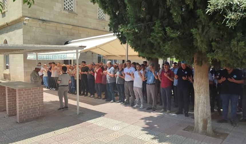 Gördes’te Başkan Zeyrek için gıyabi cenaze namazı kılındı