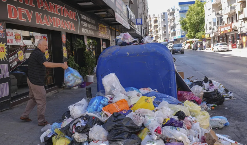 Buca’da grev altıncı gününde: Bazı işçilere SMS ile işten çıkarma