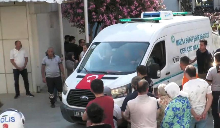 Ferdi Zeyrek’in naaşı tören için hastaneden alındı