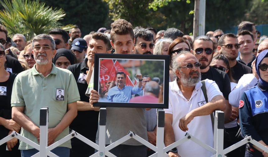 Ferdi Zeyrek’e veda: Manisa gözyaşları içinde