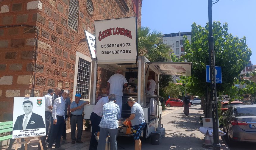 Şehit Aileleri ve Gazilerden Ferdi Zeyrek’e Vefa: Üç İlçede Eş Zamanlı Lokma Hayrı Düzenlendi