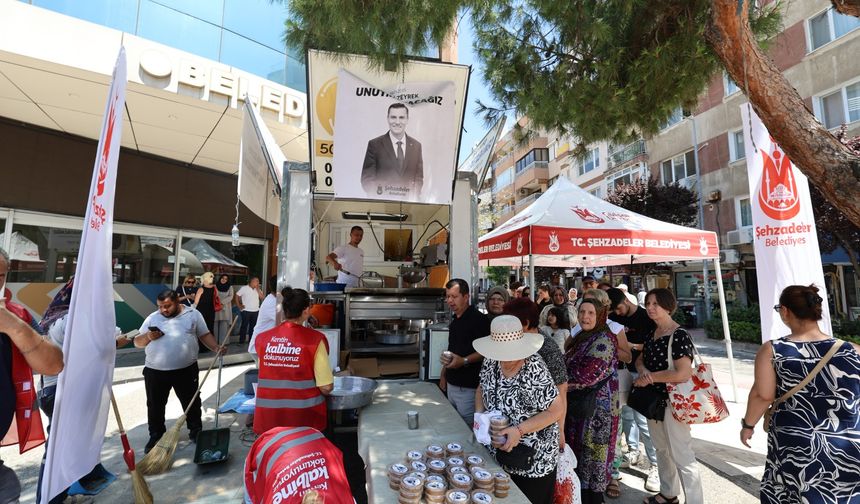 Şehzadeler Belediyesi’nden Başkan Ferdi Zeyrek için lokma hayrı
