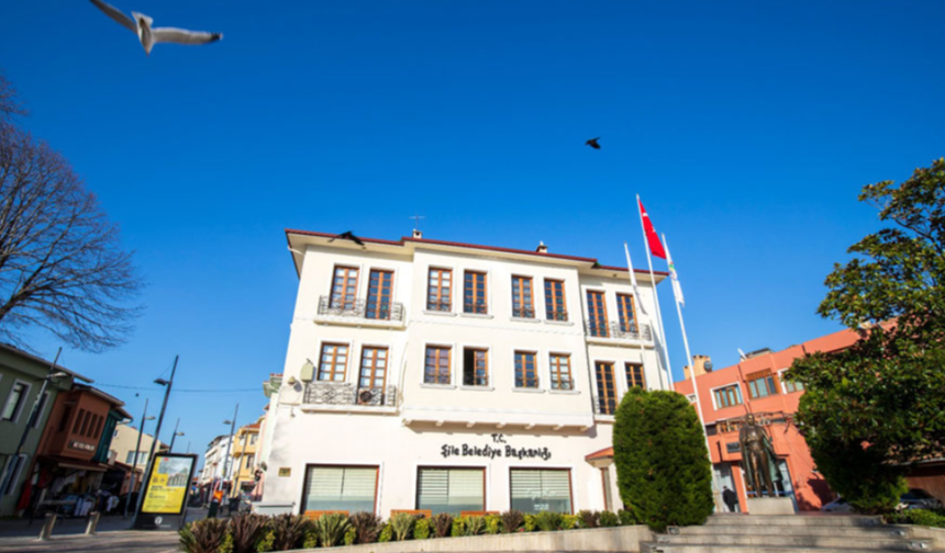 Şile Belediyesi'ne yapılan Operasyonda Belediye Başkanı Özgür Kabadayı gözaltına alındı