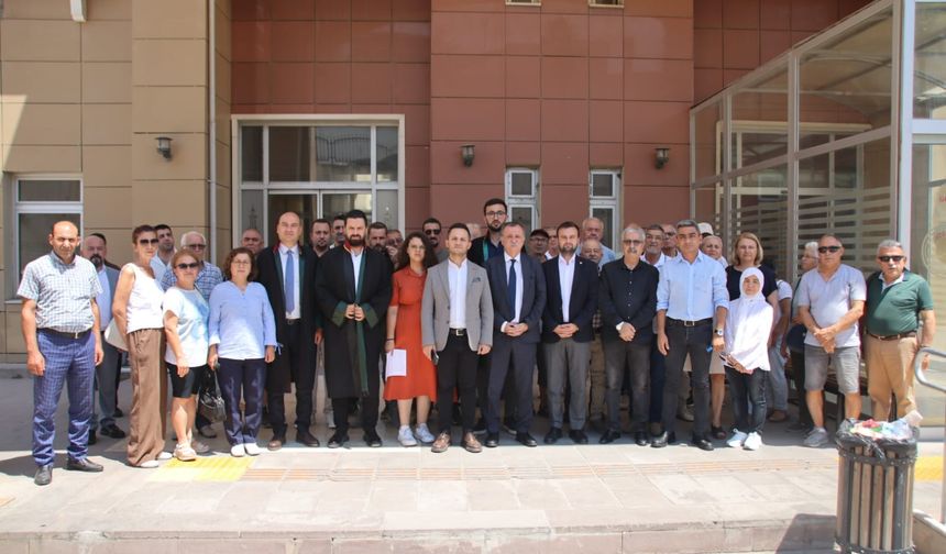 CHP Manisa'dan Ahmet Hamdi Çamlı hakkında suç duyurusu