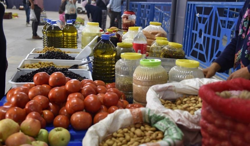 Gölmarmara’da üretici pazarı vatandaşlarla buluşuyor