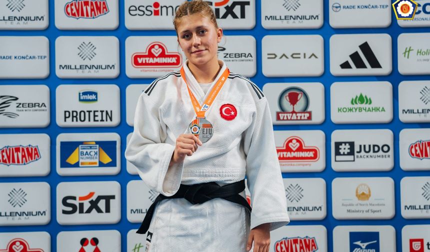 Tatamiden madalyaya: Manisalı Karasu Avrupa’da parladı!