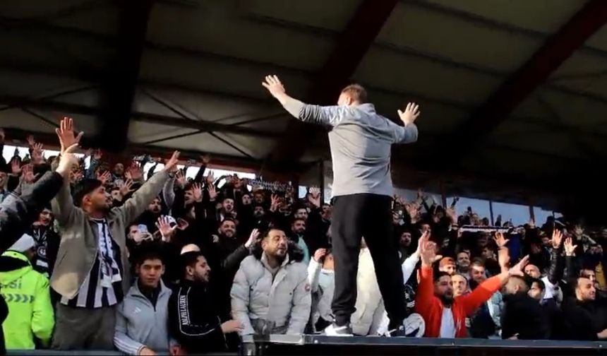 Manisaspor Teknik Direktörü İsmail Özünal, galibiyet ardından üçlü çektirdi