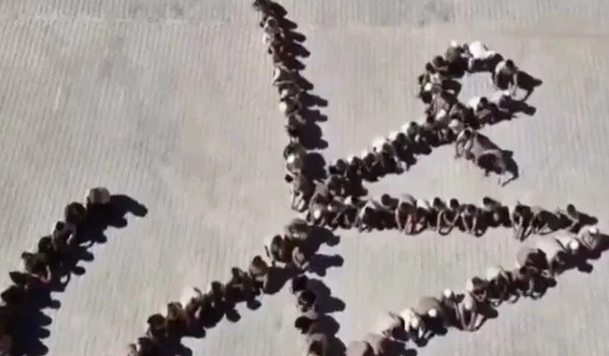 Öğrencilerden Ramazan’a özel anlamlı koreografi