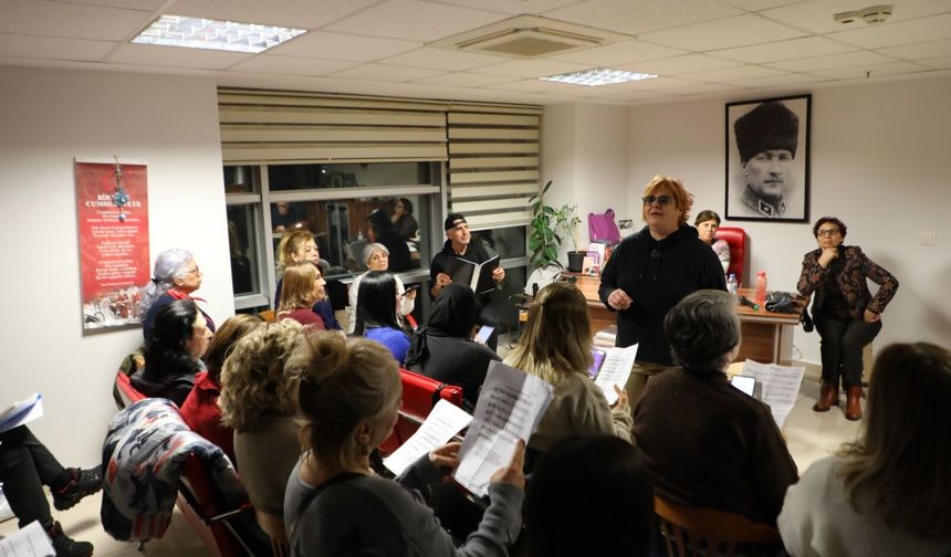 Yunusemre’den sevgililer gününe özel konser