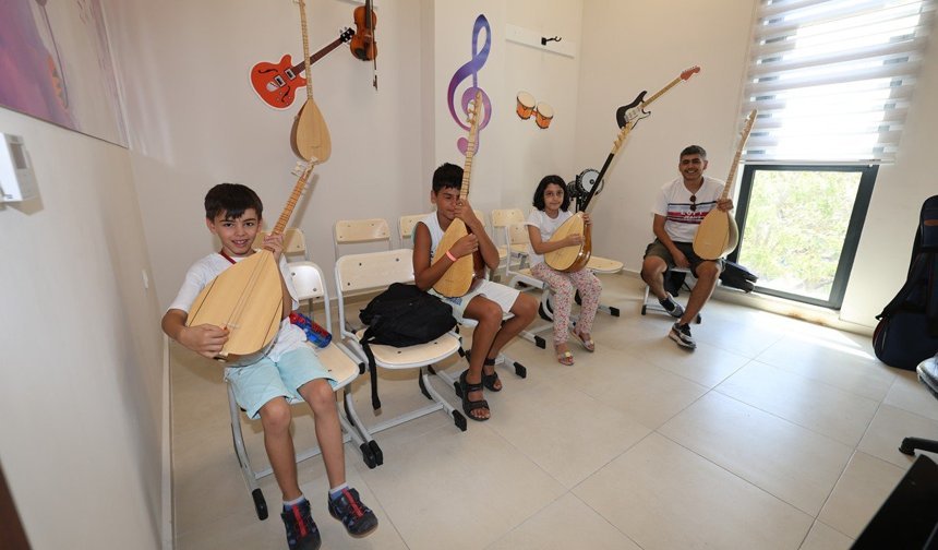 Şehzadeler Belediyesi’nde Yeni Dönem Müzik Kurslarıyla Sanat Yolculuğu Başlıyor