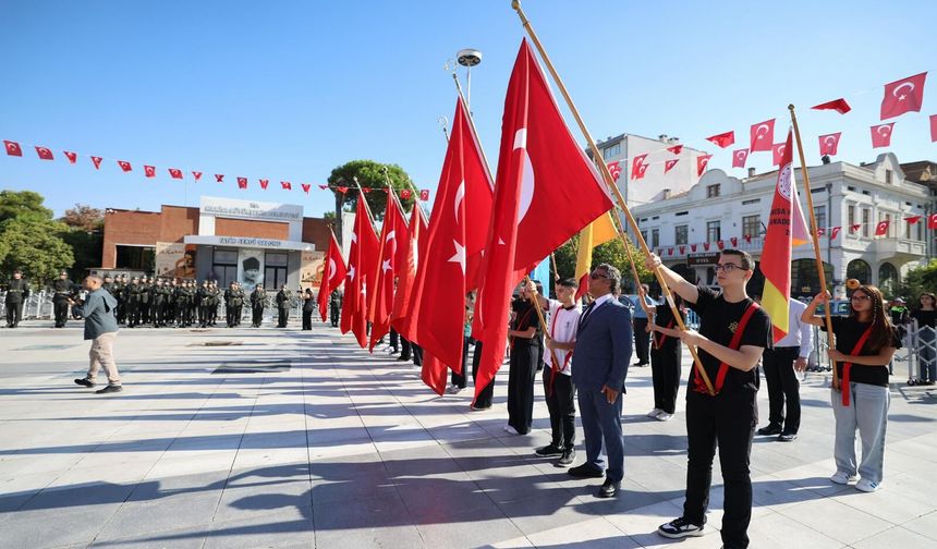 Büyük Zafer’in 104. Yılı Manisa’da Coşkuyla Kutlandı